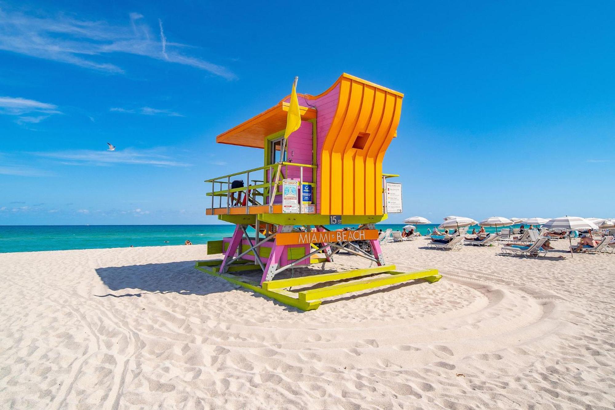 Super Deal, W/2 Queen Beds On Ocean Dr Apartment *