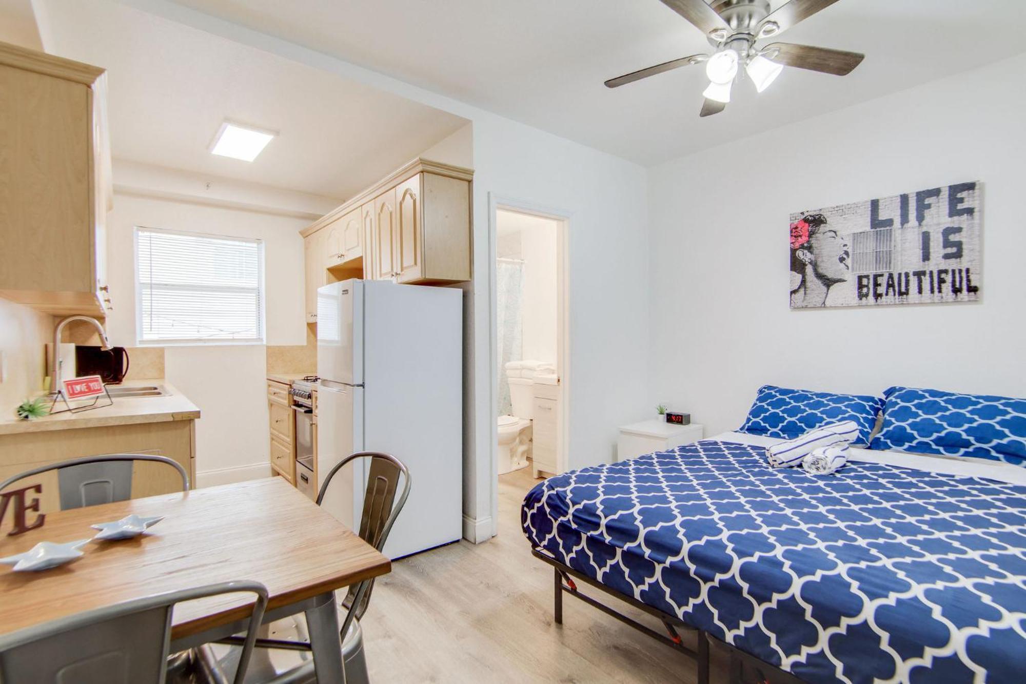 Super Deal, W/2 Queen Beds On Ocean Dr Apartment Miami Beach