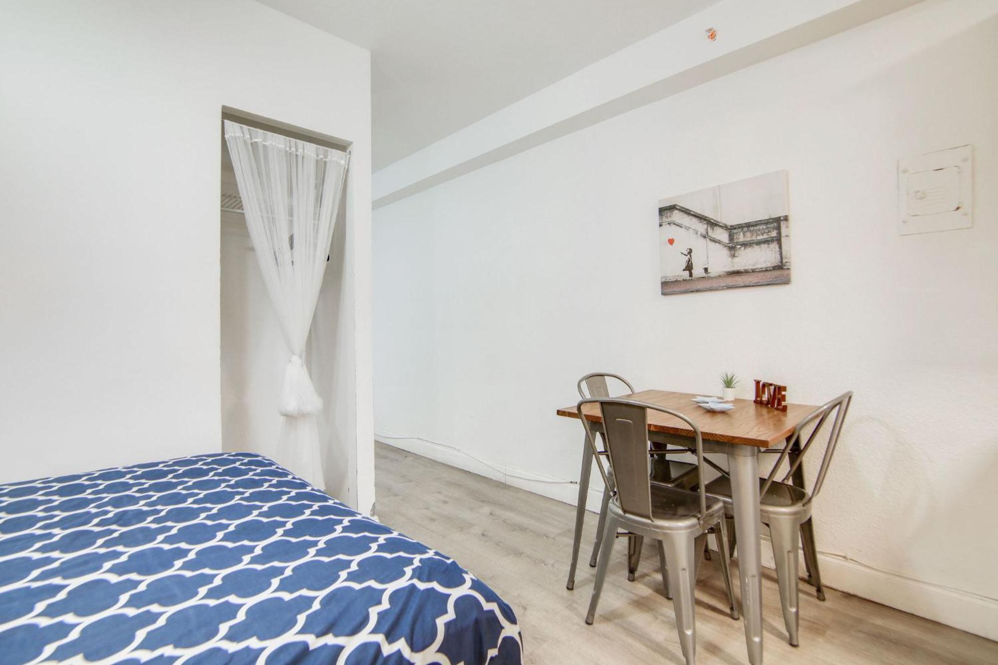 Super Deal, W/2 Queen Beds On Ocean Dr *